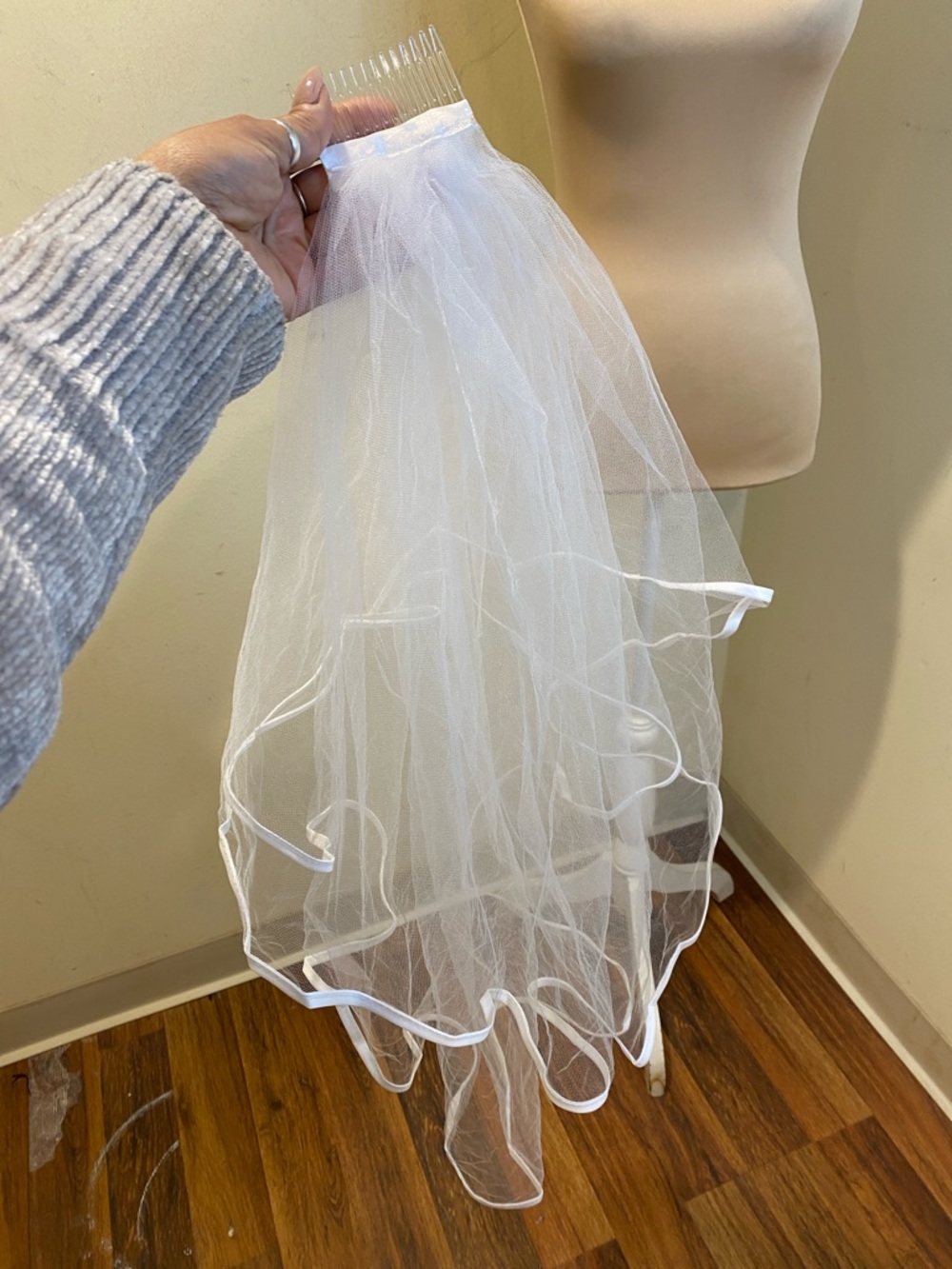 White Bridal Veil with Ribbon-Trim Comb